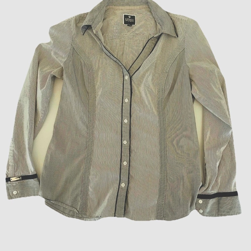 Express "The Essential Shirt" Women's Size M Grey White Stripe Button Up Shirt